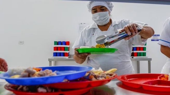 Gobernación adjudica el Programa de Alimentación Escolar (PAE) que beneficia a más de 173 mil estudiantes en Córdoba