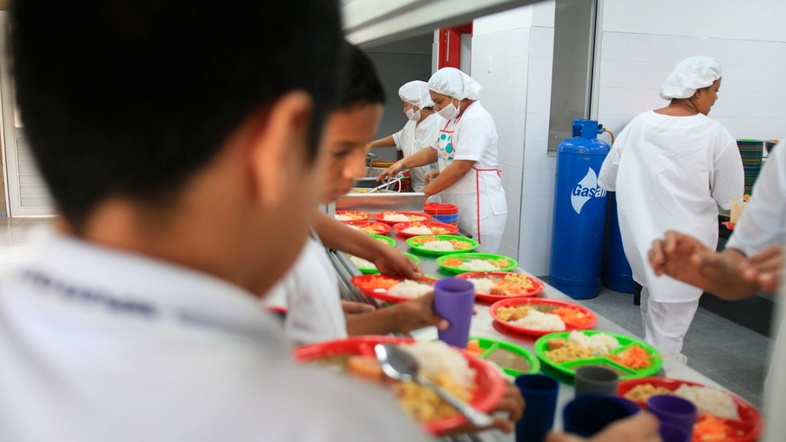 Más de 44 mil estudiantes recibirán el PAE en Montería