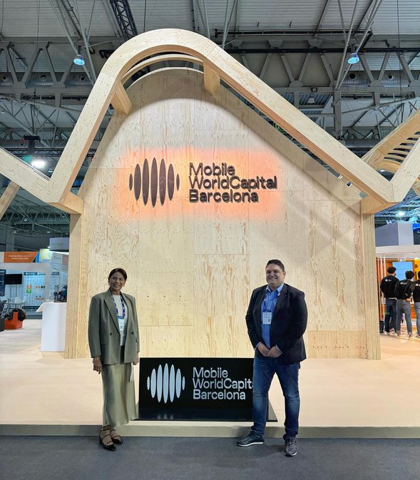 Gobernadora de Sucre, presente en el Mobile World Capital