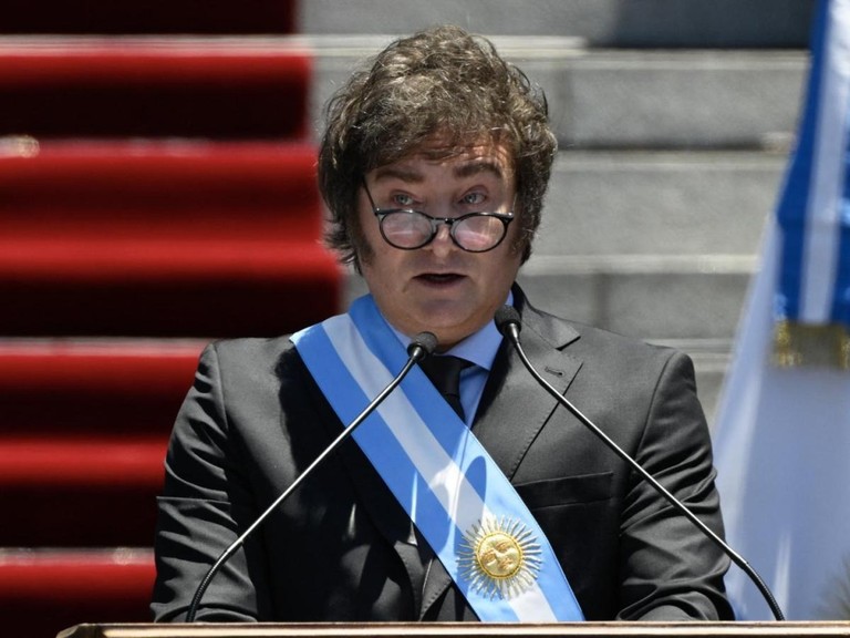 No más “todes”: Milei prohíbe el lenguaje inclusivo en la administración pública