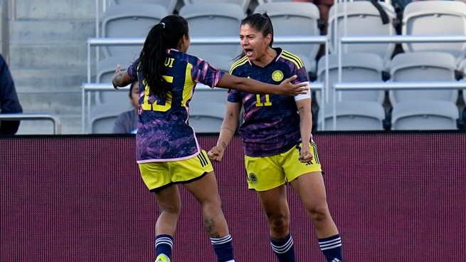 Colombia venció a Puerto Rico y clasifica a los cuartos de final en la Copa Oro Femenina