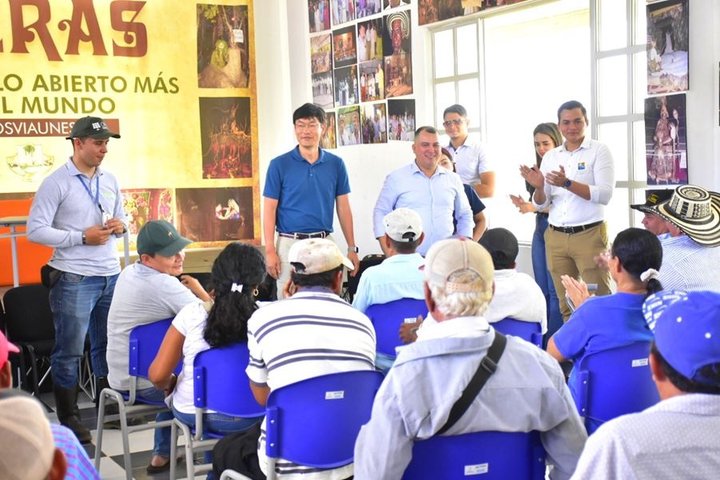 Energía fotovoltaica llega a familias rurales de Galeras