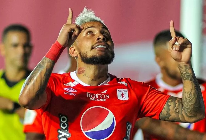 ¡Duván Vergara: 10 años de fútbol profesional, a pura resiliencia!