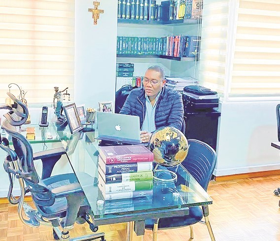Meléndez & Meléndez, Bufete de abogados, formación al servicio de la sociedad