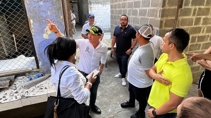 Alcaldía de Montería atiende situación del Mercado de los Cuatro Patios