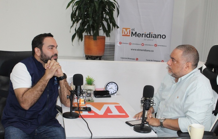 "Nos vamos del escritorio al territorio"