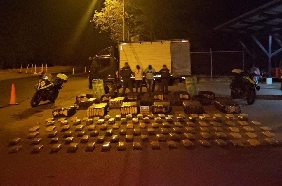 Incautan una tonelada de marihuana tipo Creepy, proveniente del Valle del cauca