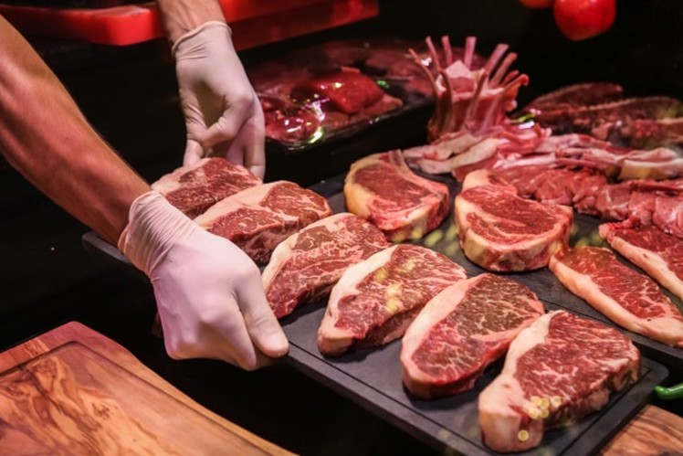 Bajó el sacrifico de reses, pero subió el de búfalos