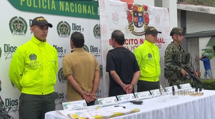 Dos sujetos fueron capturados por porte ilegal de armas de fuego