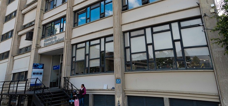 MinEducación advierte sobre falsa convocatoria para concurso de ascenso docente