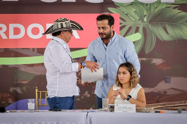 Petro dice sí a diálogos de paz territorial propuestos por el Gobernador Erasmo Zuleta Bechara