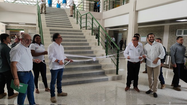 Inauguran edificio de Laboratorio Integrales de la Universidad de Córdoba