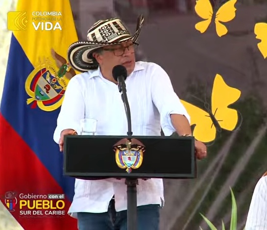 Este acto significa el derrocamiento del gobierno paramilitar: Gustavo Petro