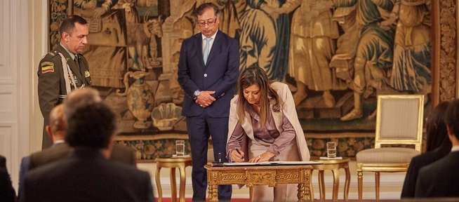 Luz Adriana Camargo fue posesionada como nueva fiscal General de la Nación
