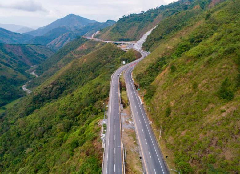 Ejemplar: Más de $700 millones en el primer día de la “vaca” para las vías 4G de Antioquia