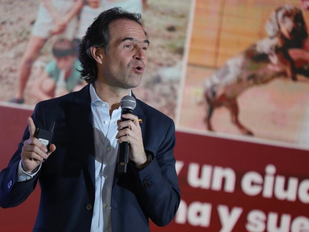 $31.000 millones de pesos serán destinados a subsanar la crisis en el sector salud: Alcalde de Medellín