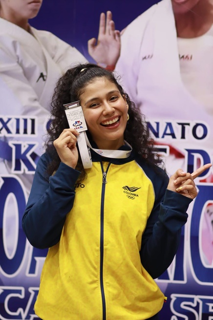 Cordobesa Lina Puche se convierte en la subcampeona centroamericana de Karate
