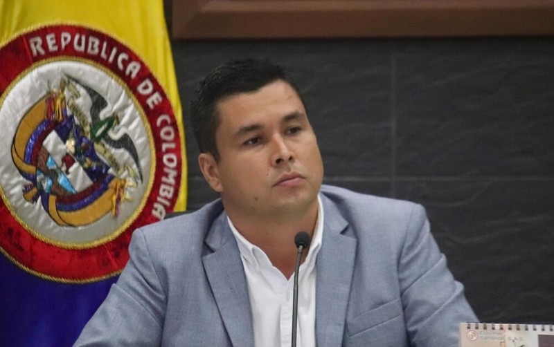 Renunció diputado de Santander acusado de violencia intrafamiliar
