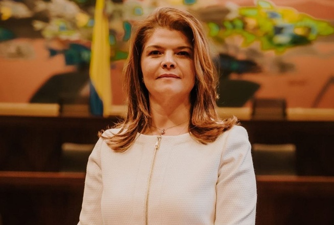 “Con hambre y miseria no se logrará la paz”: Senadora Bitar