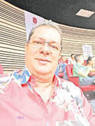 Atacan a rector de colegio