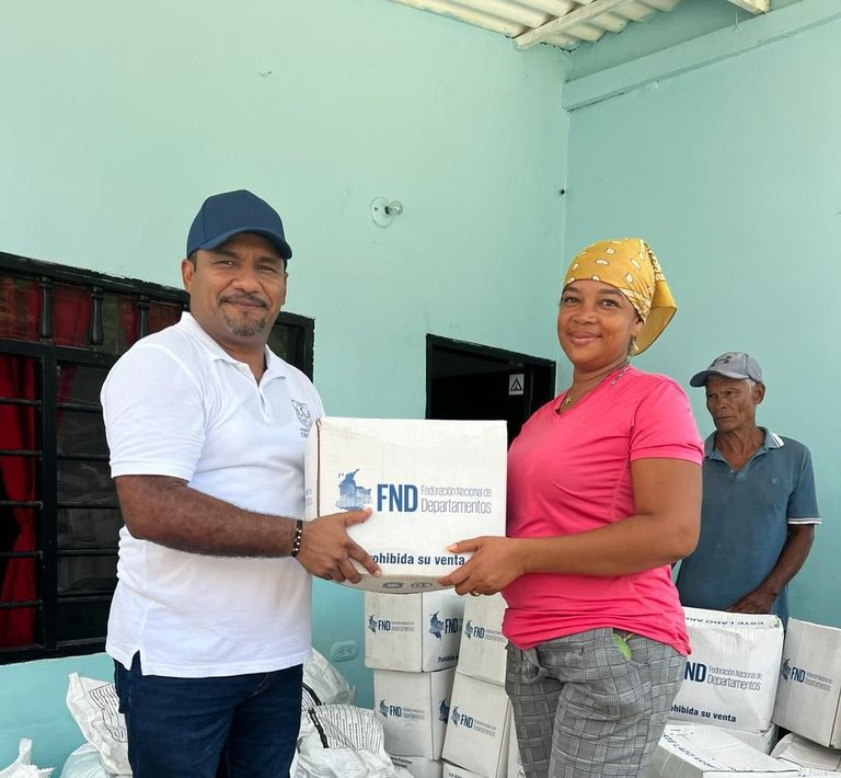 Gobernación de Córdoba ha entregado 2.400 kits de ayudas humanitarias a pescadores de la Zona costanera