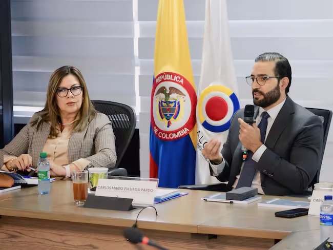 Abren investigación por el presunto desvío de 9 billones de pesos del sistema de salud