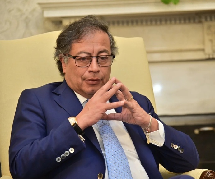 Gobierno Petro presentaría texto de reforma constitucional