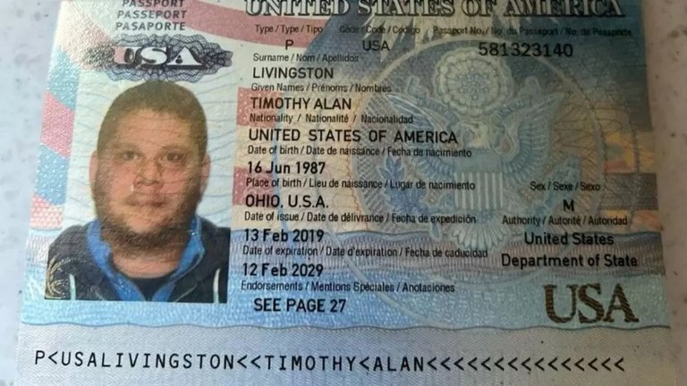 Interpol emite circular azul en contra del Timothy Livingston