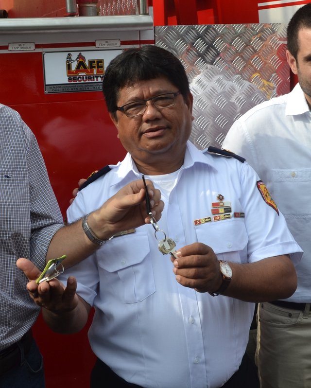 Pliego de cargos al director