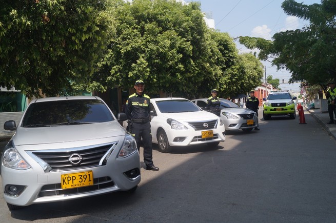 Entrega de nuevo parque automotor por parte de la Gobernación a la Policía Nacional en Córdoba