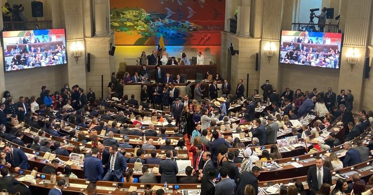 Radican ponencia sobre el transfuguismo político