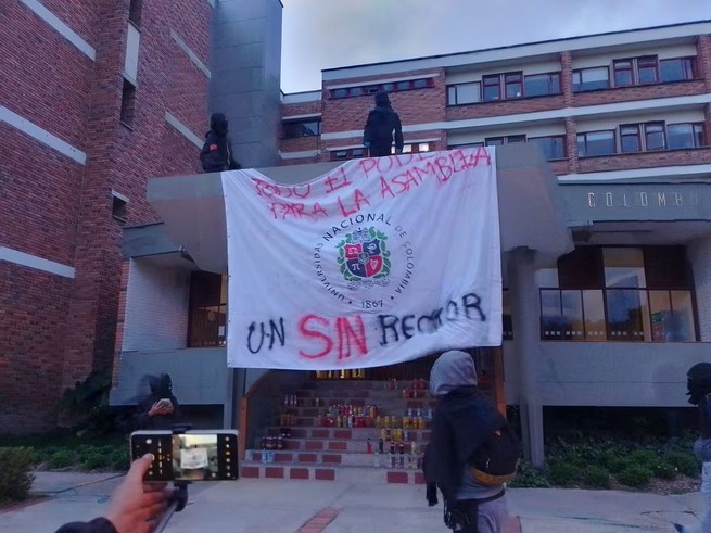 Tras 70 horas atrapado, vigilante de la Universidad Nacional logró salir