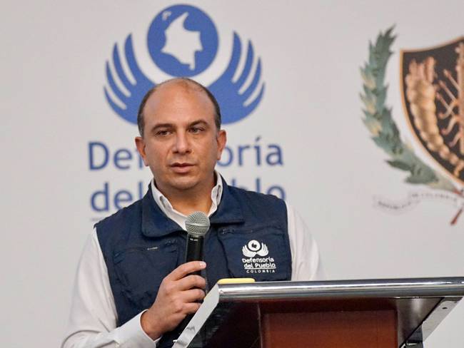 Minería ilegal es el nuevo "combustible" para la expansión de los grupos armados ilegales