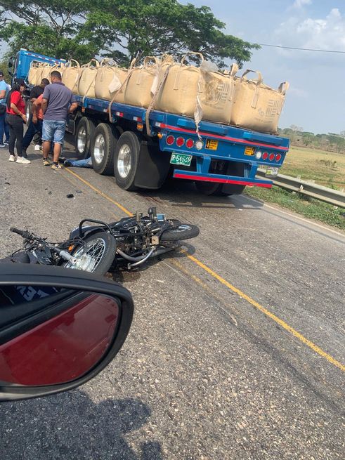 Una 'mula' lo atropelló y lo mató
