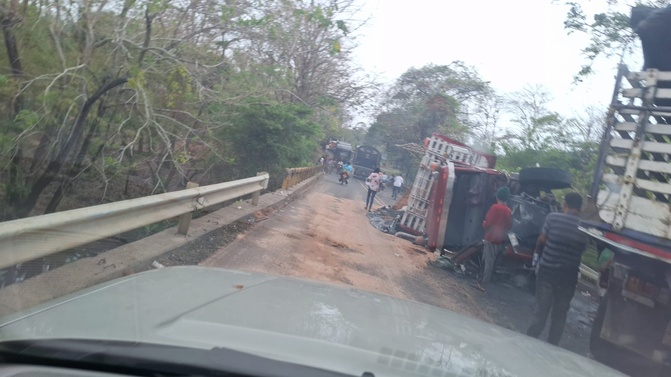 Reestablecen el tránsito por la vía Arboletes - San Juan de Urabá
