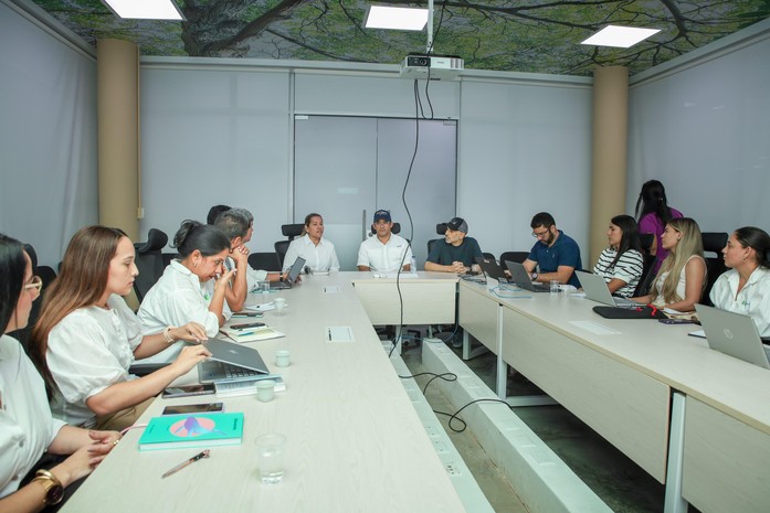 Alcalde de Montería articula acciones con la Gerente de la ESE Vidasinú por la salud de los monterianos