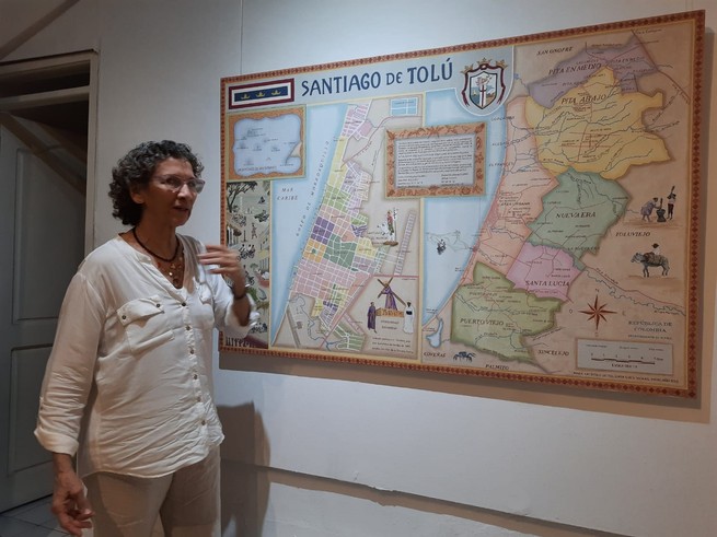 Lucy Yemail Tous, la artista plástica toludeña que le pone sazón al arte