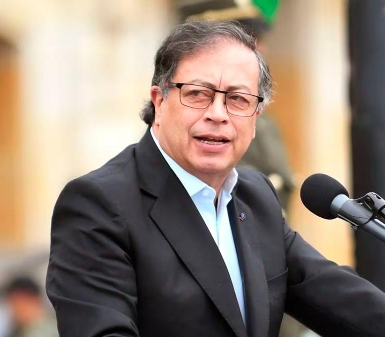 Petro: "Quieren un pacto que deshaga las reformas que van a favor del pueblo"