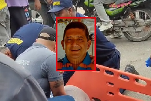 Al bajarse de su motocicleta fue embestido por un motociclista