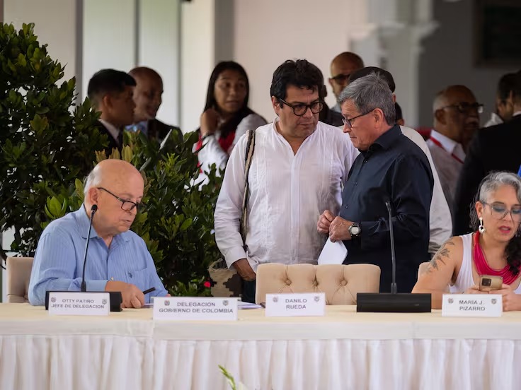 Gobierno y Eln se reunirán en el mes de mayo en Caracas