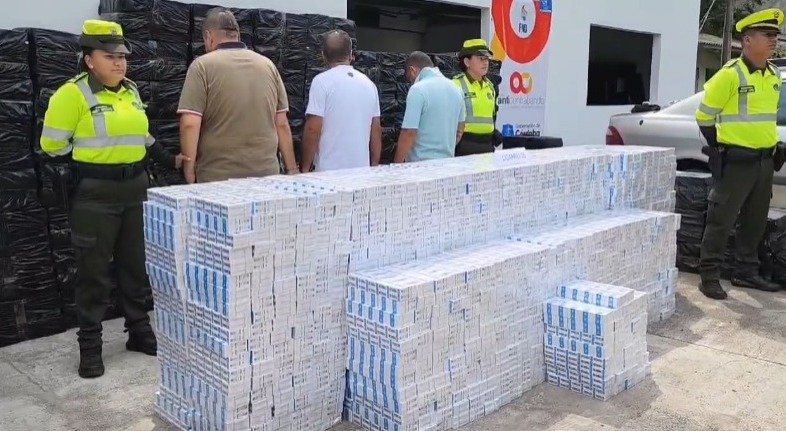 Seccional de Tránsito y Transporte incauta 940.000 unidades de cigarrillos en vías de Córdoba