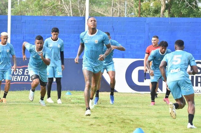 A Jaguares solo  le queda la Copa