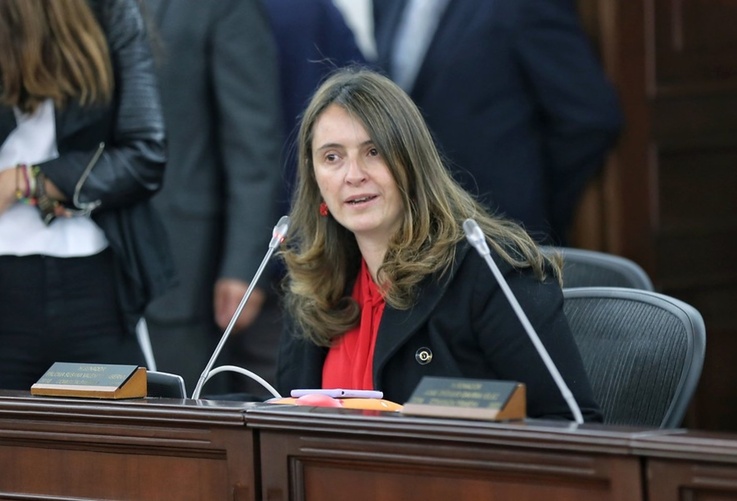 Paloma Valencia denuncia que Colpensiones habría despilfarrado más de $226 mil millones