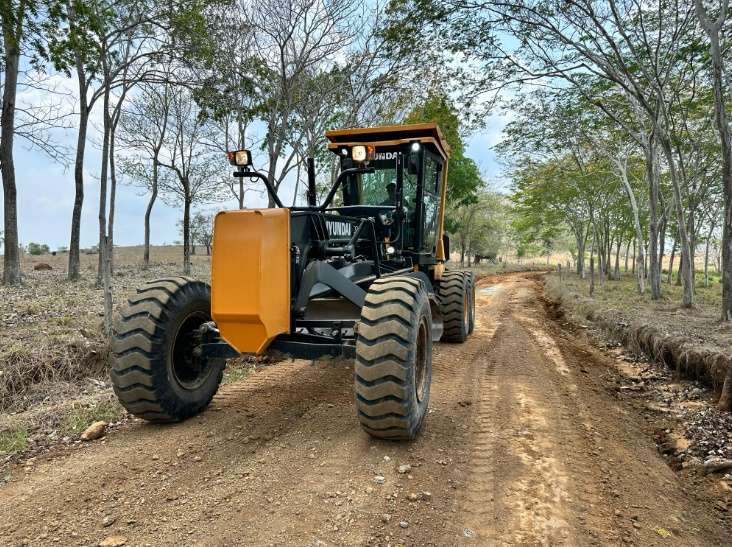 Banco de Maquinaria de Montería ha adecuado más de 69 kilómetros de vías rurales este año