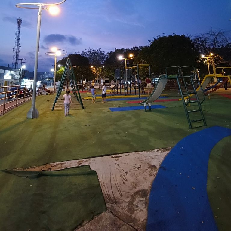 Denuncian vandalismo en parque de Chinú