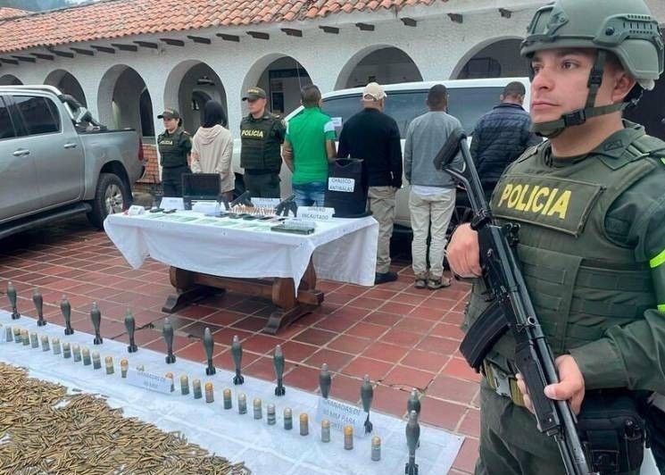 Tres policías fueron capturados por su presunta participación en la fuga de alias 'Zeus'