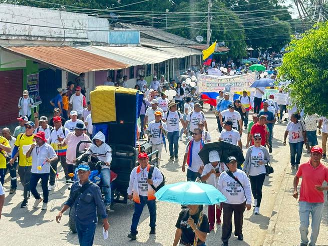 'Petrismo' en Córdoba también marchó el 1° de mayo