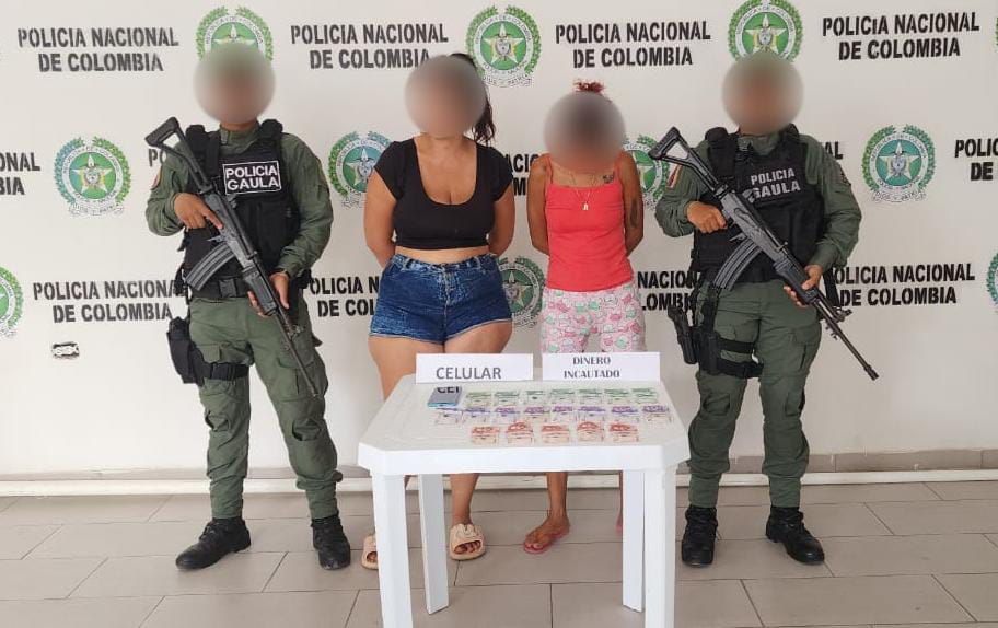 Capturó a 2 mujeres que extorsionaban a ganadero haciéndose pasar como integrantes del Clan del Golfo