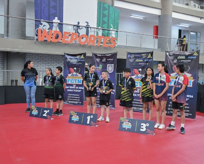 Lluvia de medallas durante el Campeonato Nacional de Tenis de Mesa en Córdoba