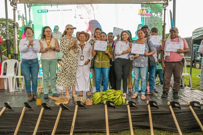 UPRA, Aunap y Finagro entregaron  más de 402 hectáreas de tierra a  familias campesinas de Córdoba